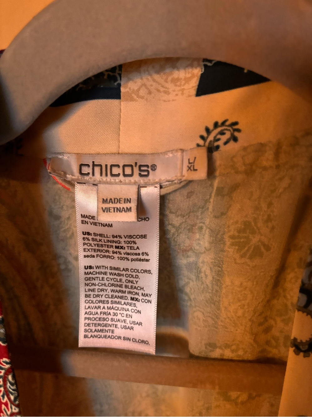Chico's Cream Satin jacket with Green and Orange Paisley Floral Print - Picture 4 of 8